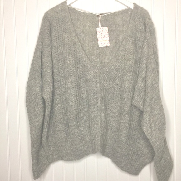 FREE PEOPLE - GREY SWEATER - L - NWT - Picture 2 of 11